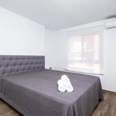 Espanatour Valencia 9 * טורבייחה